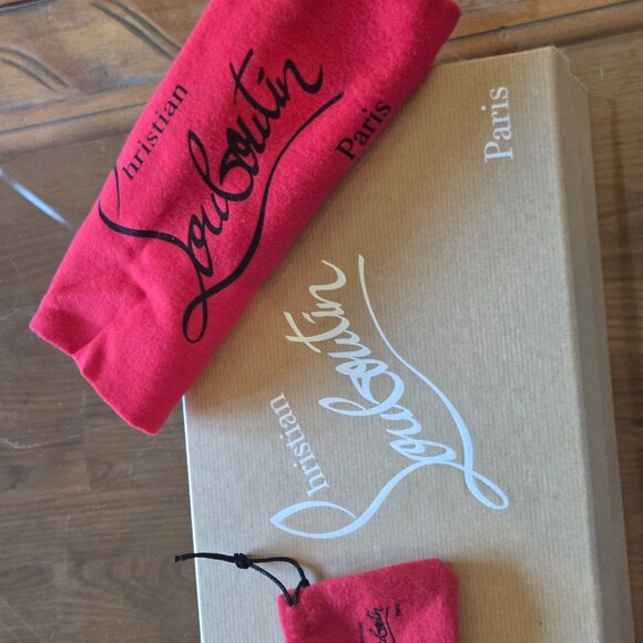 Never worn Christian Louboutin Heels - Picture 2 of 7